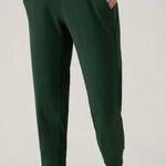 Athleta NWT  Green Venice Joggers - Size 3X Photo 0