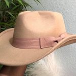 Tan brown faux suede cowboy cowgirl western boho hat cap fedora pink bow Photo 0