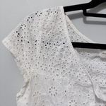 Abercrombie & Fitch White Floral Eyelet Short Sleeve Top Size M Photo 4