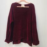 Fantastic Fawn  Boutique Vneck  Maroon Oversized sweater sz Medium Photo 11