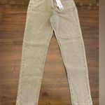 Boohoo  Mom Jeans Women’s 4 Green NWT New Photo 0