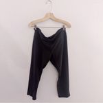 Lululemon  3/4 Length Crop Leggings Black Mesh Panelling Photo 4