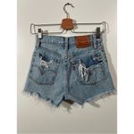 Levi's Levi’s Wedgie Shorts Size 24 in Light Wash Thrashed Button Fly Photo 3