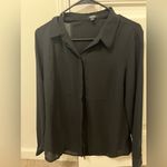 EXPRESS Women’s Portofino Shirt – Relaxed Fit Lightweight Crepe Button-Up Photo 6