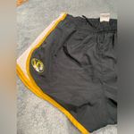 Nike dri-fit shorts mizzou large Photo 1