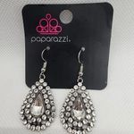 Paparazzi NWT  Diamond Dazzle Silver Rhinestone Teardrop Earrings Photo 1