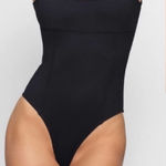 SKIMS NWT  Sculpting Swim Tank One Piece Sz M Photo 0