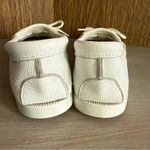 Minnetonka 2000s  Thunderbird White Leather‎ Beaded Southwest Moccasins Size 8 Photo 2