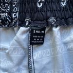 SheIn  Bandana Short Womens Sz XL Black and White Paisley Athletic Shorts Photo 1