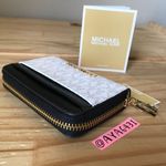 Michael Kors Card Case Photo 3