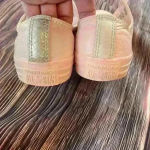 Converse Women’s pink leather, low top canvas sneakers size 7 Photo 4