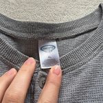 Vintage Wisconsin Badgers Waffle Knit Long Sleeve Gray Size XL Photo 4