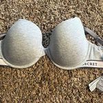 Victoria's Secret T-shirt Lightly Lined Bra Photo 0