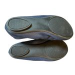 Rock & Republic  Navy Flats Photo 5