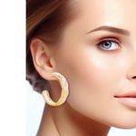 Do Everything In Love NWT 14K GP “ gold plated  “ Coco quilt hoops Photo 1