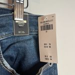Abercrombie & Fitch NWT  Harper Low Rise Ankle distressed jeans Photo 2