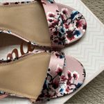 Candie's Candie’s Sakura Cherry Blossom Satin Block Heel Strappy Sandal 8.5 Photo 3