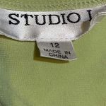 Studio I  green blouse  Photo 1