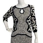 Diane Von Furstenberg DVF  3/4 Sleeve Keyhole Silk Dress Sz 8 Geo Graphic Casual Photo 6
