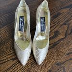 Stuart Weitzman  Cream Heels Elegant Design Photo 1
