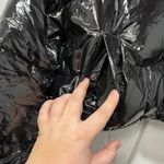 Good American  Womens Puffer Jacket 2 Cropped Black Hood Chic Bratz Glossy Photo 5