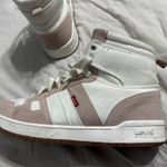 Levi's high tops Photo 4