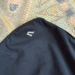 Vuori  Shorts Women’s Small Athletic Photo 2