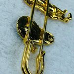 Golfer Putting Green Golf Bag Jewelry Kilt Pin Brooch Metal Enamel Colorful Photo 8