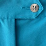 IZOD  women’s golf‎ shorts size 4. Turquoise soft. Photo 2