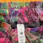 Lululemon Gotta Hot  4" Shorts low rise Photo 3
