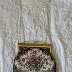 VINTAGE Elegant Floral Tapestry Clutch NEVER USED Gold Accents Photo 4