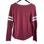 Harry Potter  Women Top M Red Hogwarts School Graphic Design Casual White Accents Photo 2