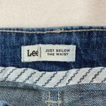 Lee  Women’s Jean Capri’s Size 14 Photo 5