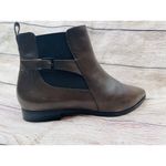 Clarks  Ankle Boots Size 11M Artisan Women Brown Leather Side Zip Photo 2