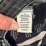 Evereve  The high rise fit‎ Everstraight Jeans. Photo 5