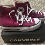 Converse  Chuck Taylor Sneakers Photo 0