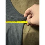 Lululemon  Woman’s Swiftly Techpin Striped Racerback Tank Size 6 Grey Photo 4