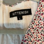 Kittenish  Floral‎ V-Neck Dress Photo 1