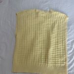 Double Zero yellow sweater Photo 2