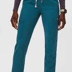 FIGS Yola Scrubs Pants Photo 0