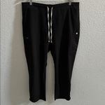 FIGS  Technical Collection Scrub Mismatch Set Black- Top XXL and Pants Size XL Photo 4