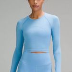 Lululemon Swiftly Long Sleeve Cropped Photo 0