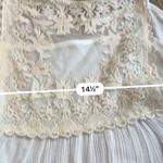 Listicle  white lace boho tank top Photo 3