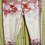 Fabletics  Shades of Pink and Blue Cropped Athletic Leggings Waist 30 Photo 2