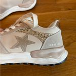 Vintage Havana  Women’s Nude Glitter Star/Tan Sneakers Shoes Casual Size 8.5 Photo 6