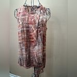 White House | Black Market NWOT Women's Sleeveless Patterned Top Photo 3
