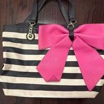 Betsey Johnson Vintage Tote Bag Photo 0