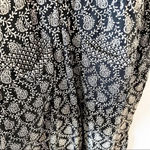 Lou & grey Jumpsuit Black Paisley Lightweight Romper Women’s Size XS Summer Suit Photo 7