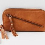 Free People NEW Distressed Wallet Photo 0