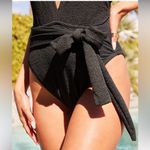 Lulus Sunny Day Babe Black Crinkle Halter One Photo 3